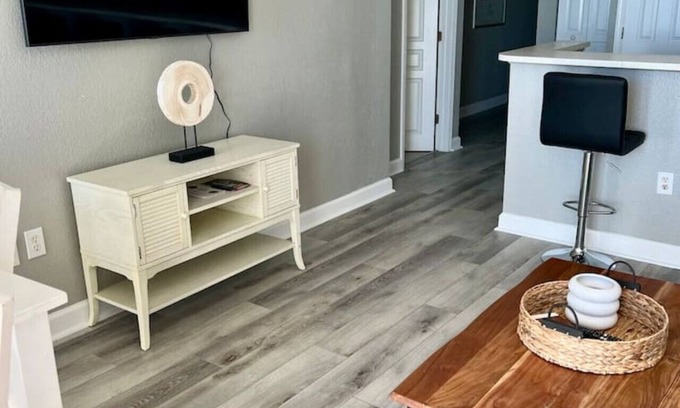 Crescent Beach Apartamento | 2 Bedroom BeachView At Baywatch