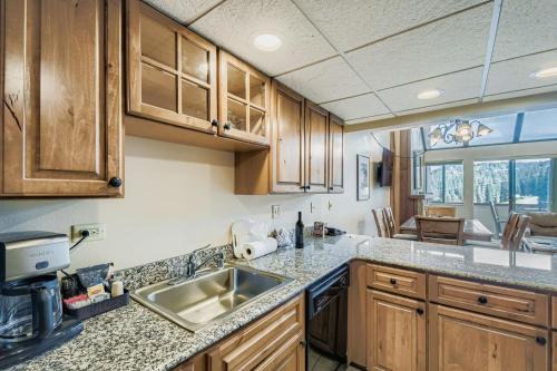 Peak 9 Casa | 2 Bedroom Beaver Run Condo, Ski-in Ski-out, Dog Friendly, On Peak 9