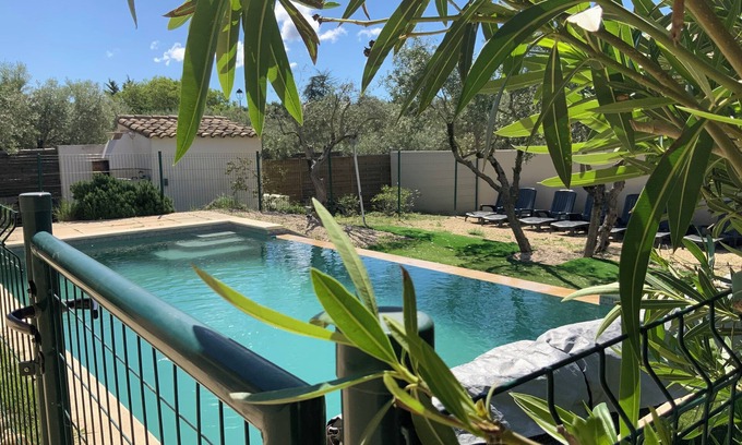 Merindol Cama Y Desayuno | 2 Bedroom Bed & breakfast in MÃ©rindol