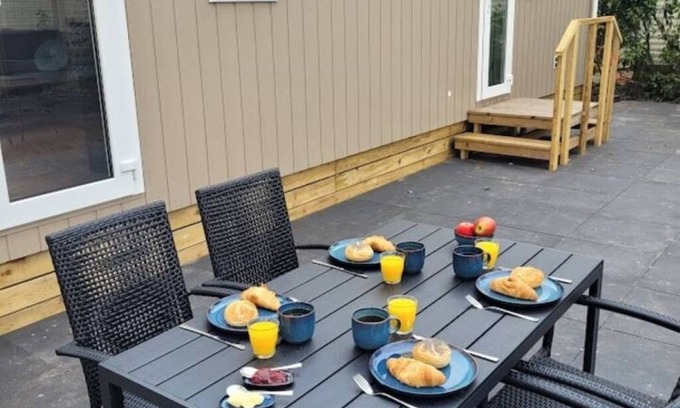 Beerzerveld Chalet De Esquí | 2 bedroom chalet in marienberg