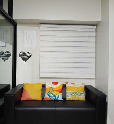CSJDM Apartamento | 2 BEDROOM CONDO close to SM Tungko BULACAN ideal for Family Queen bed on Bedroom 1 accessible to Bedroom 2 with sliding doors Free Wifi & Netflix to watch in a comfy sofa & twin bed Access to SWIMMING POOL entry is very affordable and kids get for free