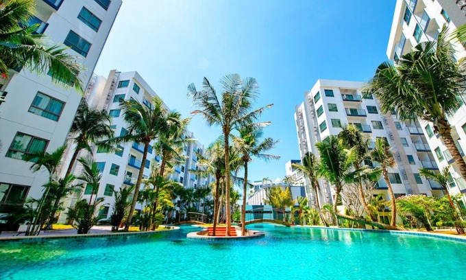 Jomtien Condominio | 2-bedroom condo in delightful Muang Pattaya with AC, WiFi, fitness room