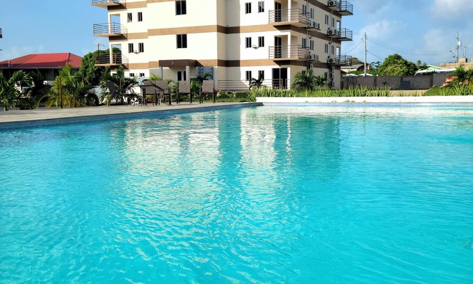 Buccoo Condominio | 2-bedroom condo in Buccoo, Tobago with 2 Pools, AC, WiFi, Cable, 24hr Security