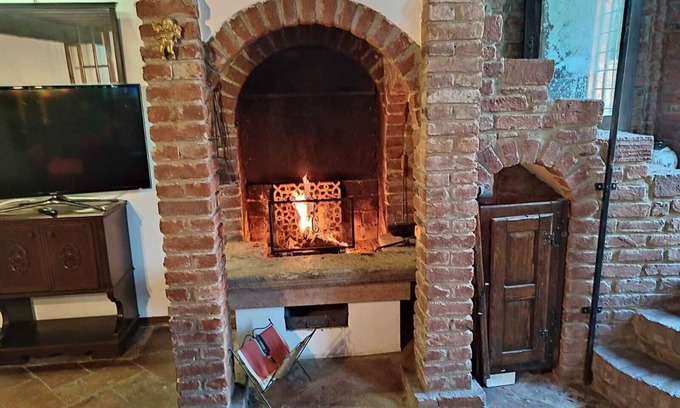 Brusuglio Cabaña | 2 Bedroom Cottage in Cormano