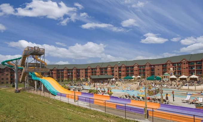 Lake Delton Condominio | 2 Bedroom Deluxe at Wisconsin Dells, Glacier Canyon Lodge!!
