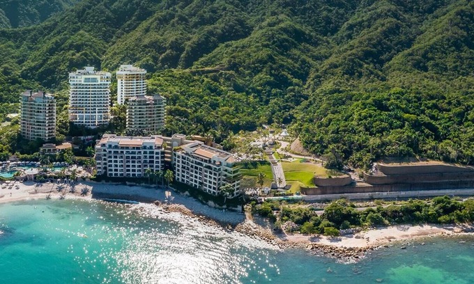 Zona sur Complejo | 2 Bedroom Garza Blanca, Puerto Vallarta - 4-Diamond Luxury in Tropical Paradise