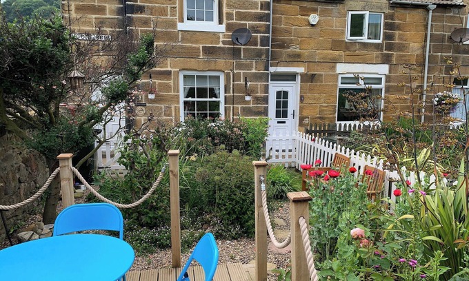 Skinningrove Cabaña | 2 bedroom accommodation in Skinningrove, near Saltburn-by-the-Sea