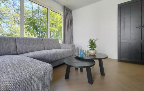 Heinkenszand Casa | 2 Bedroom Gorgeous Home In Heinkenszand