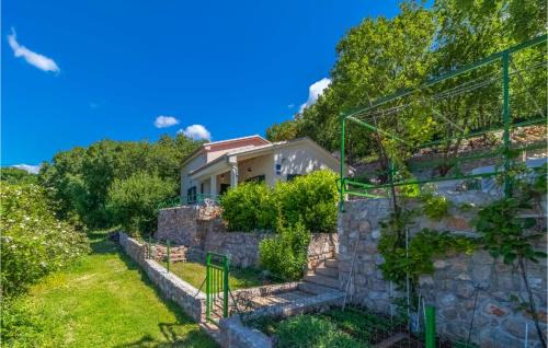 Novi Vinodolski Casa | 2 Bedroom Gorgeous Home In Klenovica