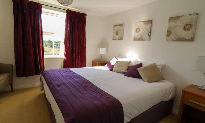 Middleton Cheney Apartamento | 2 bedroom - great location near train station & parking @Banbury