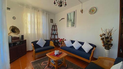 Belle Mare Apartamento | 2 Bedroom Ground Floor Apartment 1 km from the Beach