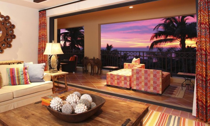 El Medano Ejidal Condominio | Nuevo y hermoso estilo de hacienda interior- frente a la playa de lujo con 2 dormitorios