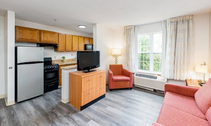 George Bush Park/Eldridge Casa | 2 Bedroom - Houston Energy Corridor