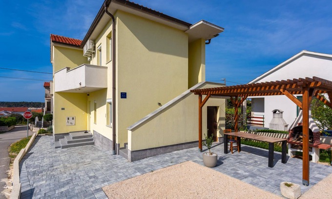 Barbat na Rabu Apartamento | Precioso apartamento de 2 dormitorios.
