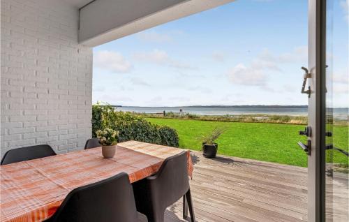 Syddjurs Kommune Casa | 2 Bedroom Lovely Home In Ebeltoft