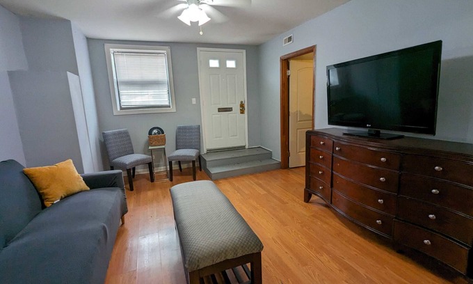 Near West Side Apartamento | 2 Bedroom Medical District