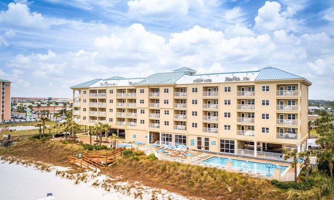 Panama City Beach Hotel | 2 Bedroom On Panama City Beach - Spacious & Family Friendly