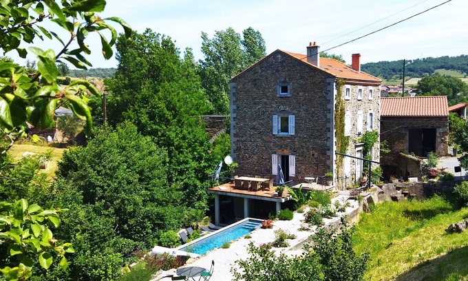 Aubazat Casa | 2 Bedroom Private vacation home in Unknown