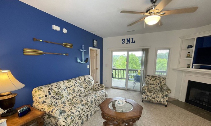 Huddleston Complejo | 2 bedroom resort condo, upper condo w/ Amenities Mariners Landing