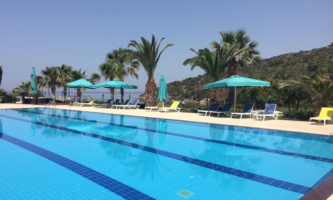 Milas Apartamento | Alquiler de apartamento de 2 dormitorios con vistas al mar, cerca de Güvercinlik, Bodrum