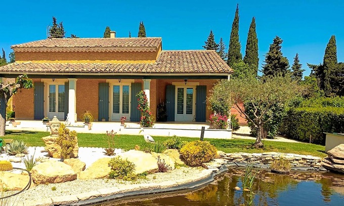 Sarrians Casa | Impresionante casa de 2 dormitorios en.