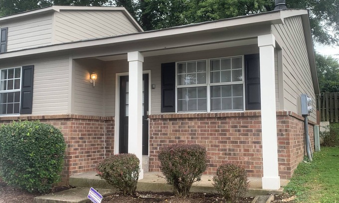 Nashville Casa | 2-bedroom townhome close to enjoyable, lively Nashville!