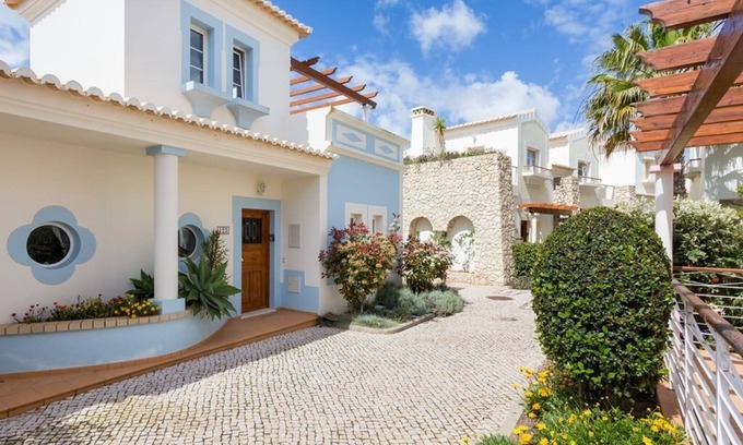 Budens Casa | 2-bedroom townhouse with golf views