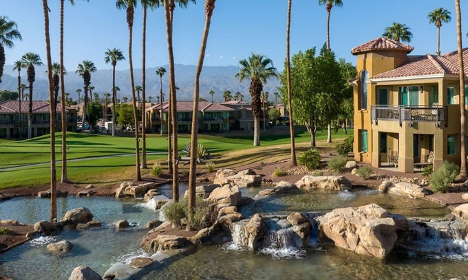 Palm Desert Complejo | 2 Bedroom Villa at Marriott's Desert Springs Villas