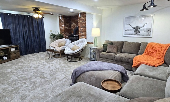 Page Casa | 2 Bedroom, Washer/Dryer, Sleeps 6, lower