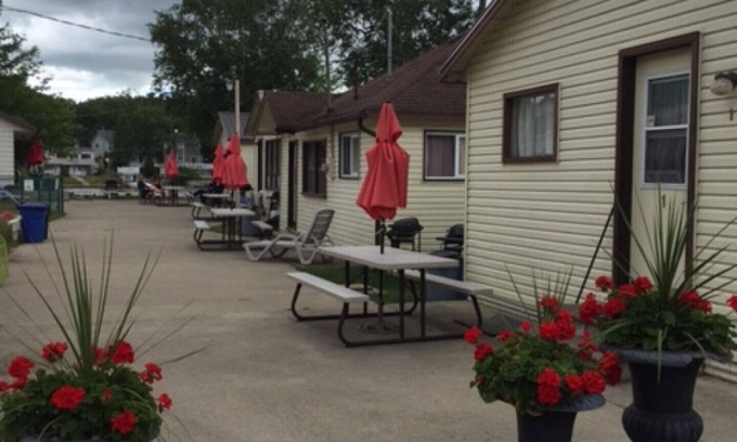 Wasaga Beach Cabaña | Oak Haven Cottages - casa de 2 dormitorios