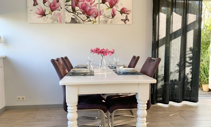 Sint Maartensvlotbrug Casa | 2 bedrooms, 4 persons, ideal for a family with children