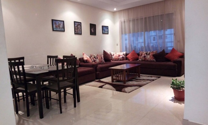 Cite Al Mohammadi Apartamento | Furnished apartment with pool