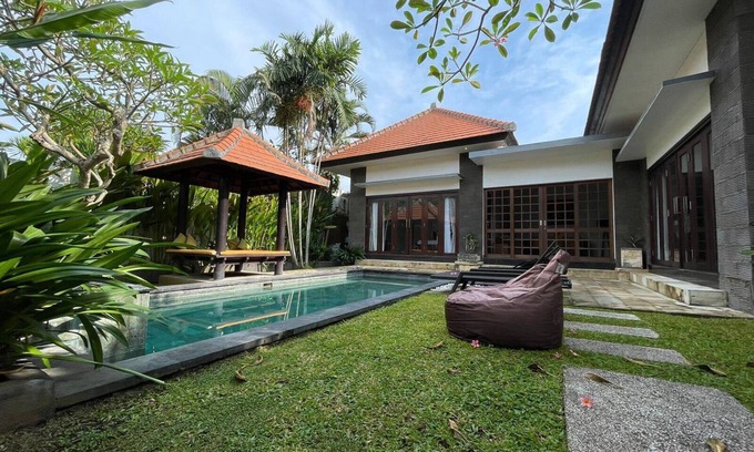 Umalas Villa | 2 Bedrooms Cozy Villa Umalas