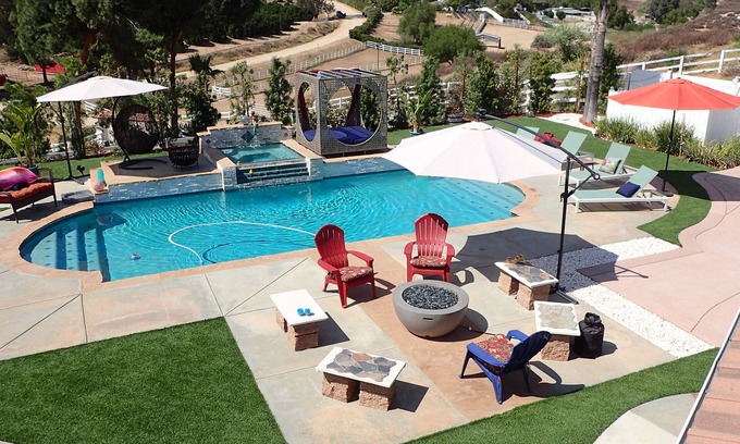 Temecula Casa | 2-bedrooms in serene resort-style pool oasis
