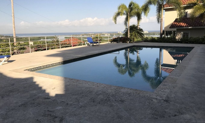 Reading Casa | 2 bedrooms Panoramic Seaview condo villa with pool