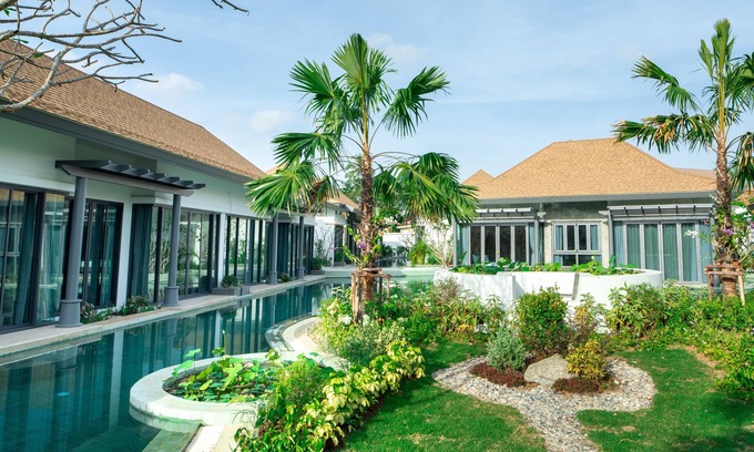 Chalong Complejo | 2-bedrooms pool access in beautiful residential area with fitness room, AC