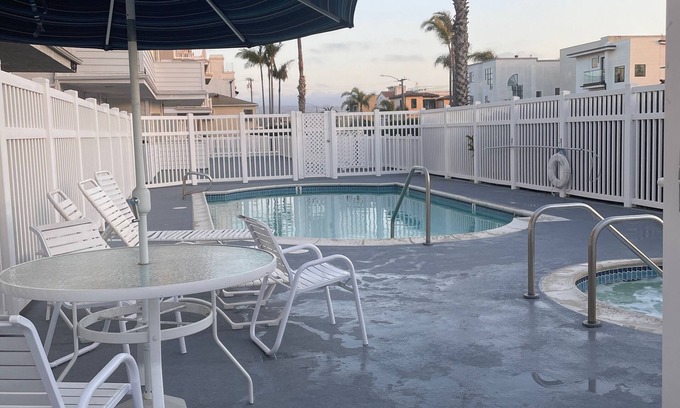 Hermosa Beach Condominio | 2 bloques 2 Playa Hermoso condominio con piscina