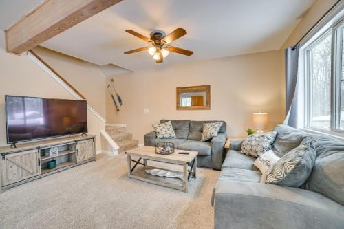 Higgins Lake Casa | 2 Blocks to Higgins Lake Family-Friendly Home