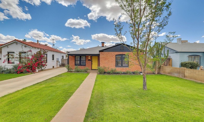 F. Q. Story Casa | 2 Blocks to Historic Grand Ave: Renovated PHX Home