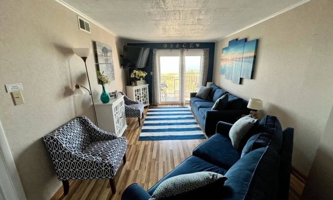 Windy Hill Condominio | 2 habitaciones, 2 baños, frente al mar, condominio que admite mascotas, wifi - ¡ABSOLUTAMENTE PARA NO FUMADORES!