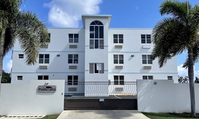 Puntas Condominio | A estrenar 2 BR / 2BA Ocean View Poinciana Condominio