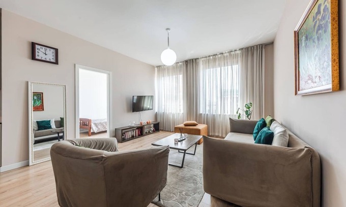 Shkoder Apartamento | 2-BR Apartment close to Radio Shkodra: Roger That!