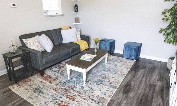 Gulfport Apartamento | 2 Br Apt w/ pool and fast Wi-fi