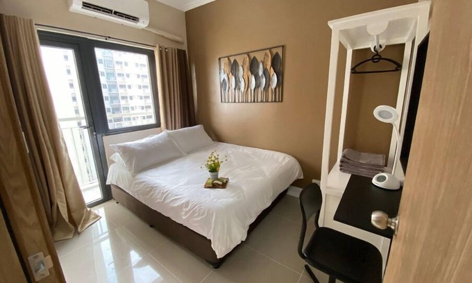 Paranaque Condominio | 2 BR Fully Furnished Condo in Parañaque with Pool and Parking - Bloom Unit 1134