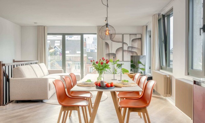 University District Apartamento | 2-BR Getaway with MAS view