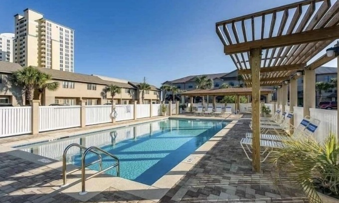 Sugar Beach Casa | 2 BR Gulf Front Complex / Se admiten mascotas / Piscina climatizada / Kayak