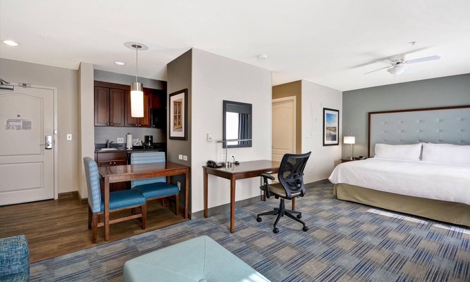 Wilmington Hotel | 2 Connecting Suites at a Hotel