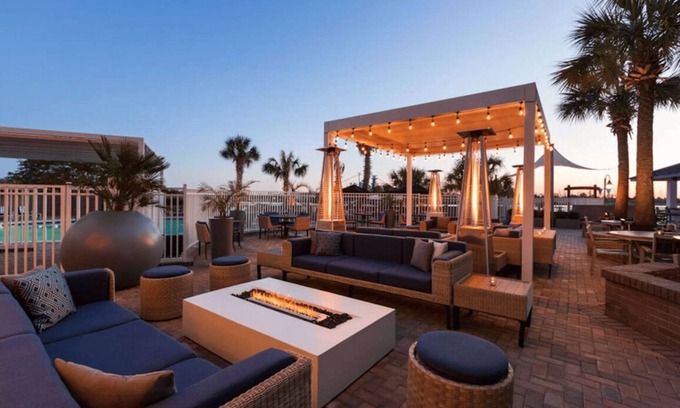 Downtown Wilmington Casa | 2 Connecting Suites at a 4⭐️ Hotel
