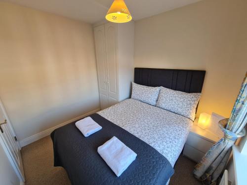 Tyrrelstown Casa | 2 Cosy Bedrooms in a 3 Bed Home