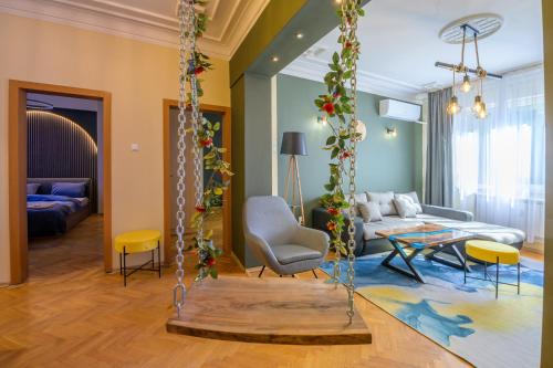 Sofia City Center Apartamento | 2 DeLuxe Apartments, Top Center Free Parking, 4 BDR